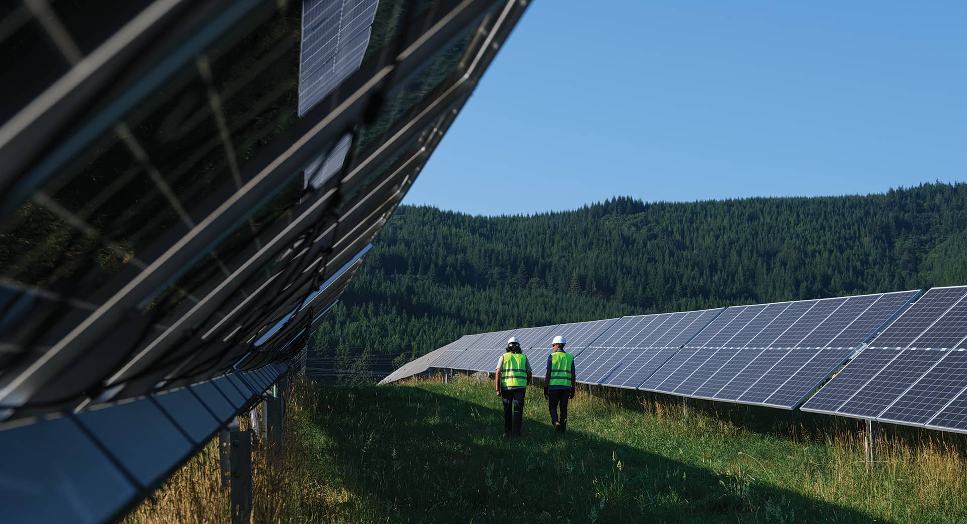 Valmont Solar inaugura fábrica de trackers em Contagem, MG