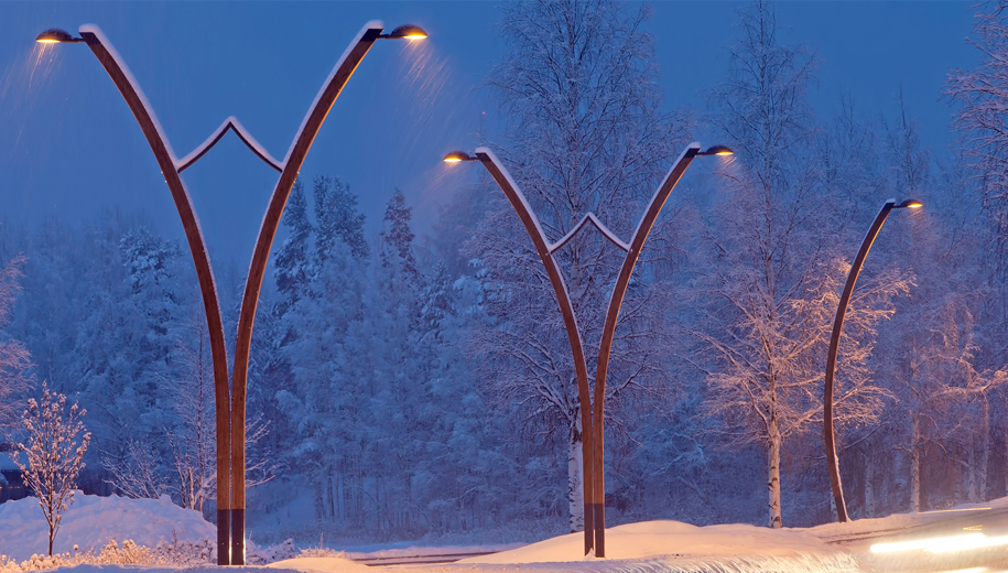 Big poles. Декоративные опоры уличного освещения. Современные уличные фонари. Парковые опоры освещения. Фонарный столб.