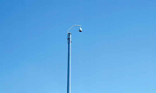 CCTV-Masten mit Beleuchtung