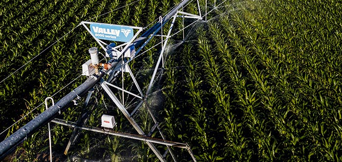 valley 8000 series center pivot irrigation machine